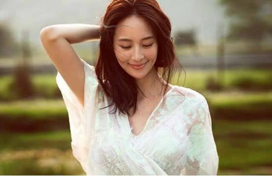 娱乐圈吃瓜女明星,揭秘那些年我们追过的吃瓜女明星