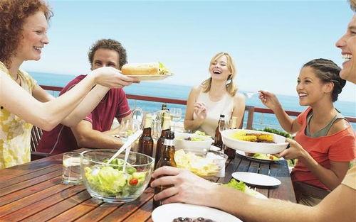 娱乐吃瓜基地的作品,独家爆料，明星幕后故事大公开